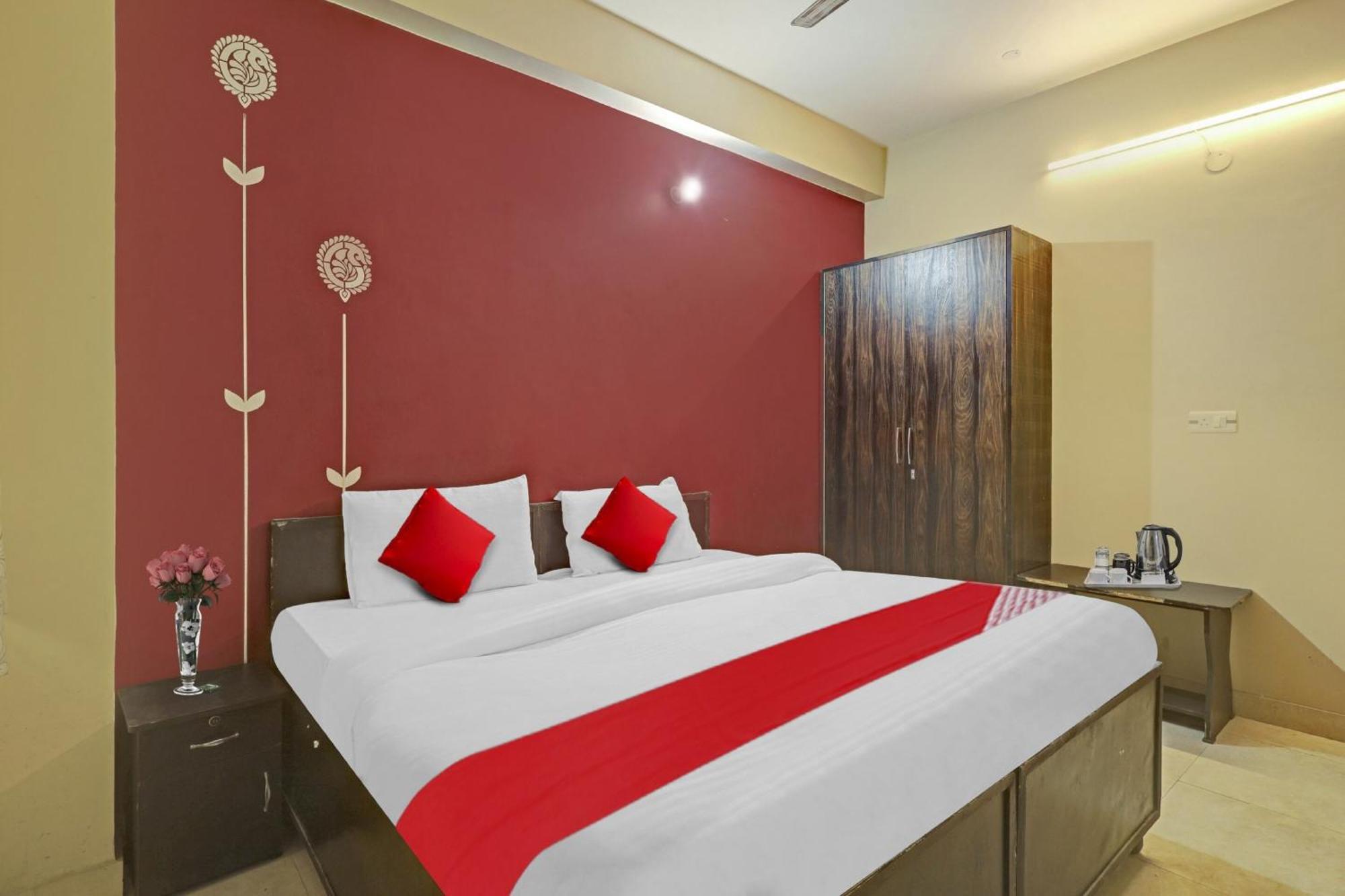 Hotel O A.K Palace New Delhi Exterior foto